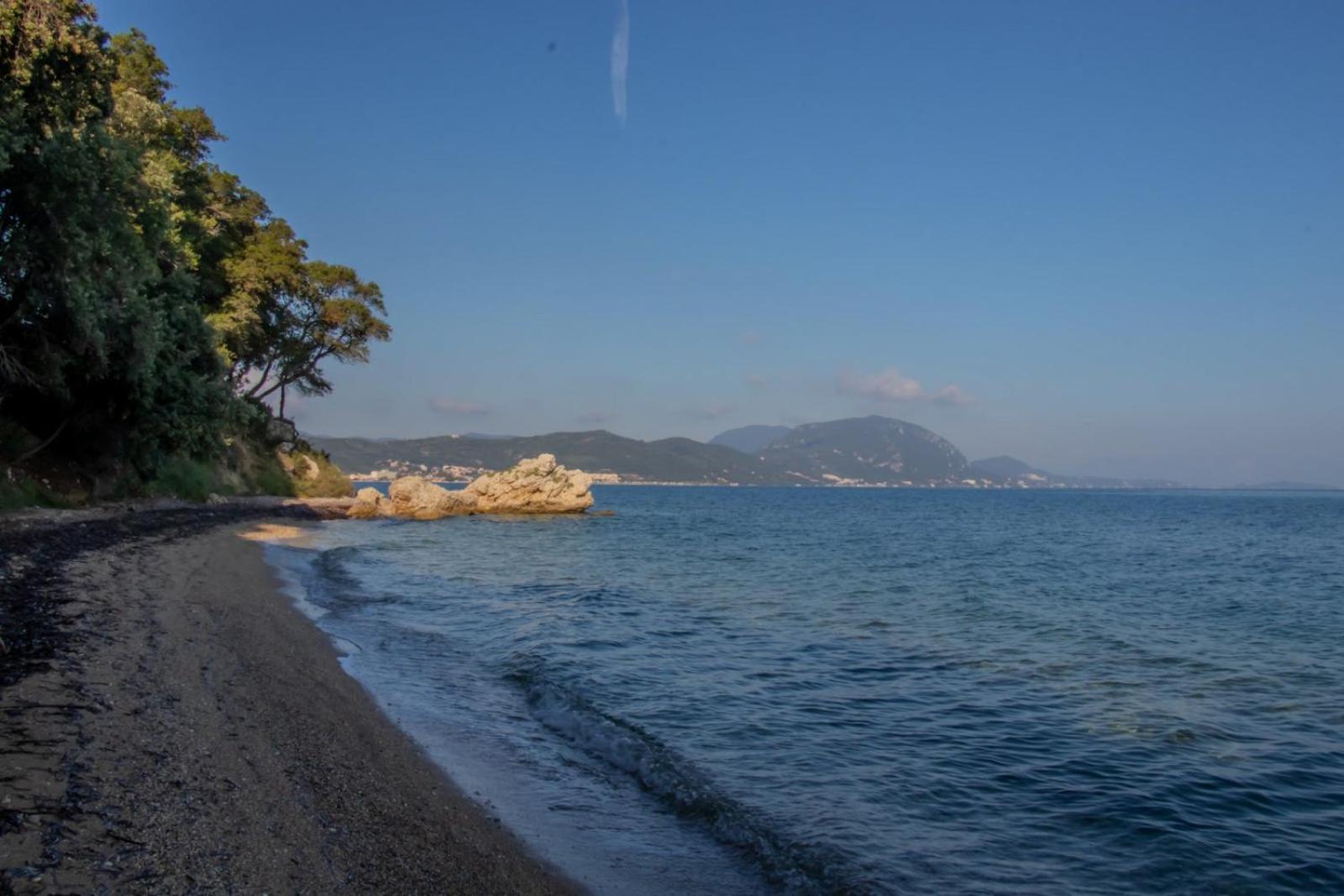 Beachfront Romantica Place Apartament Agia Pelagia Chlomou