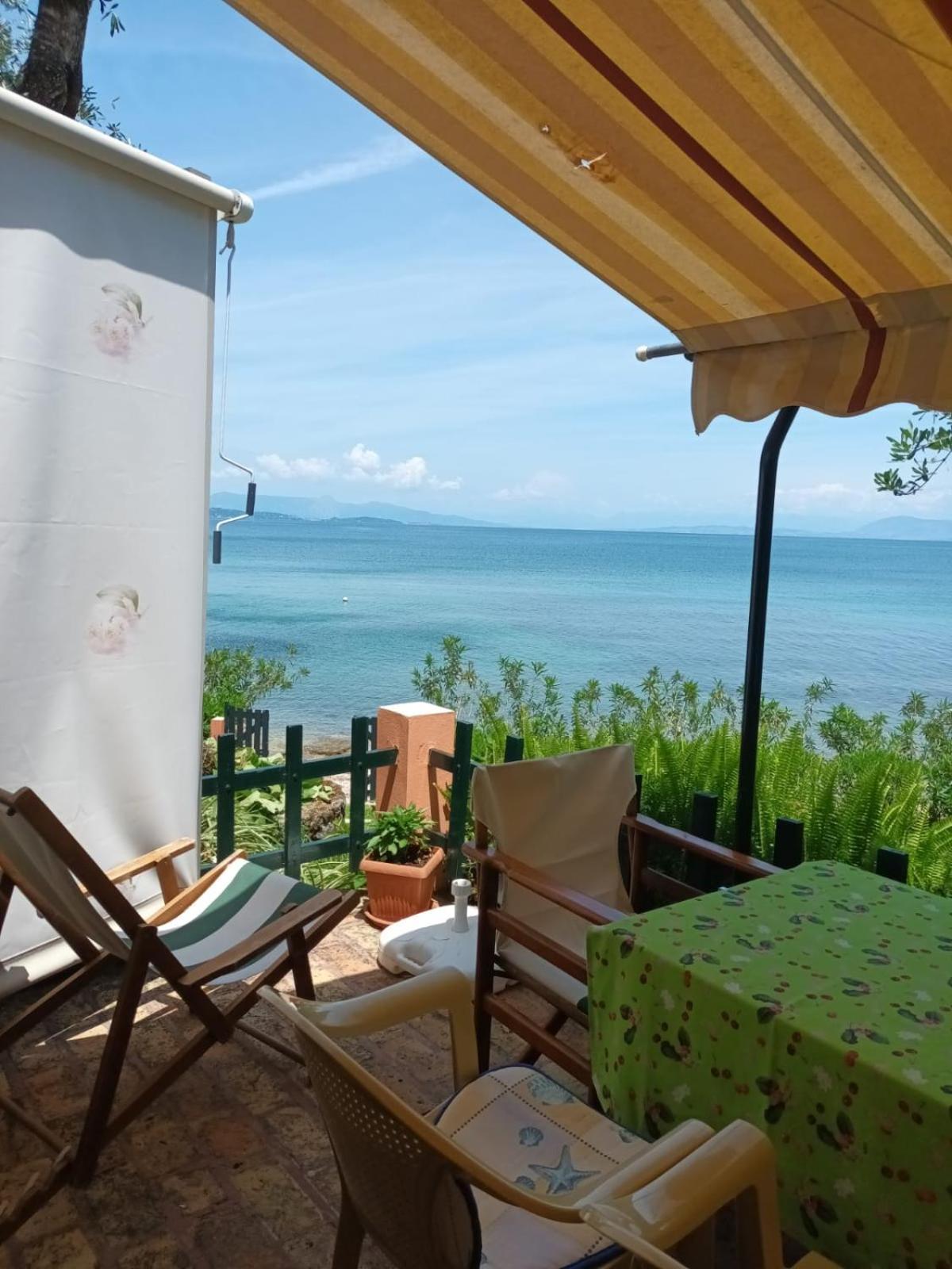 Apartament Beachfront Romantica Place Agia Pelagia Chlomou